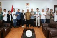 Ketum Koni Pusat Marciano Norman bersama Keempat federasi Pordasi (Foto : Humas Koni Pusat)